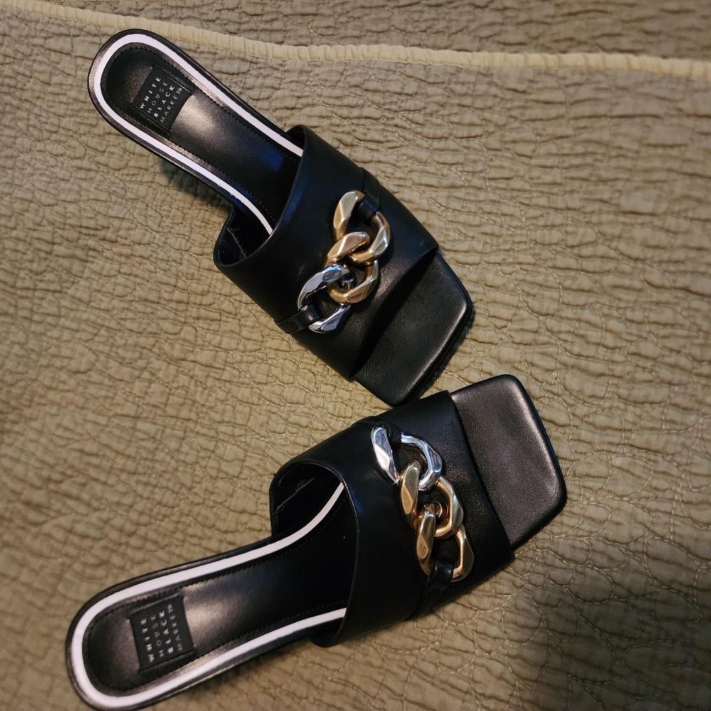 WHBM Black wedges with chain accents Sz8.5